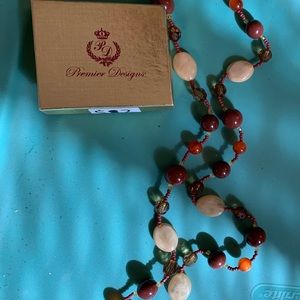 Premier Designs Necklace